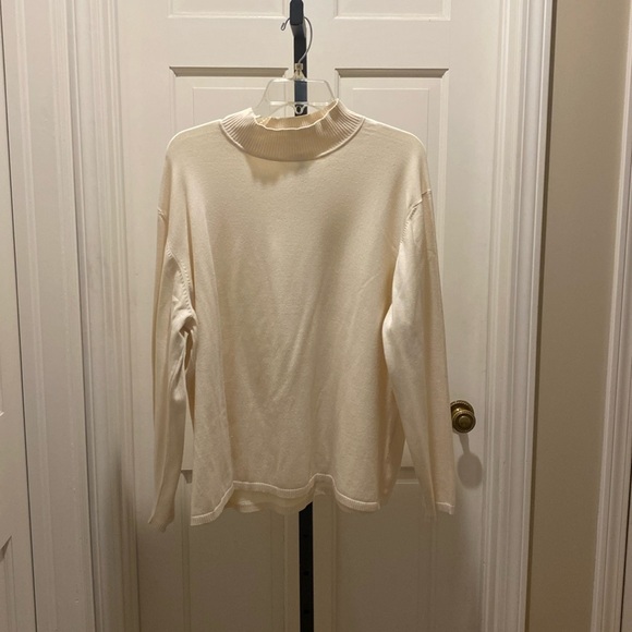 Josephine Chaus Cream Silk Blend Sweater - Picture 1 of 1